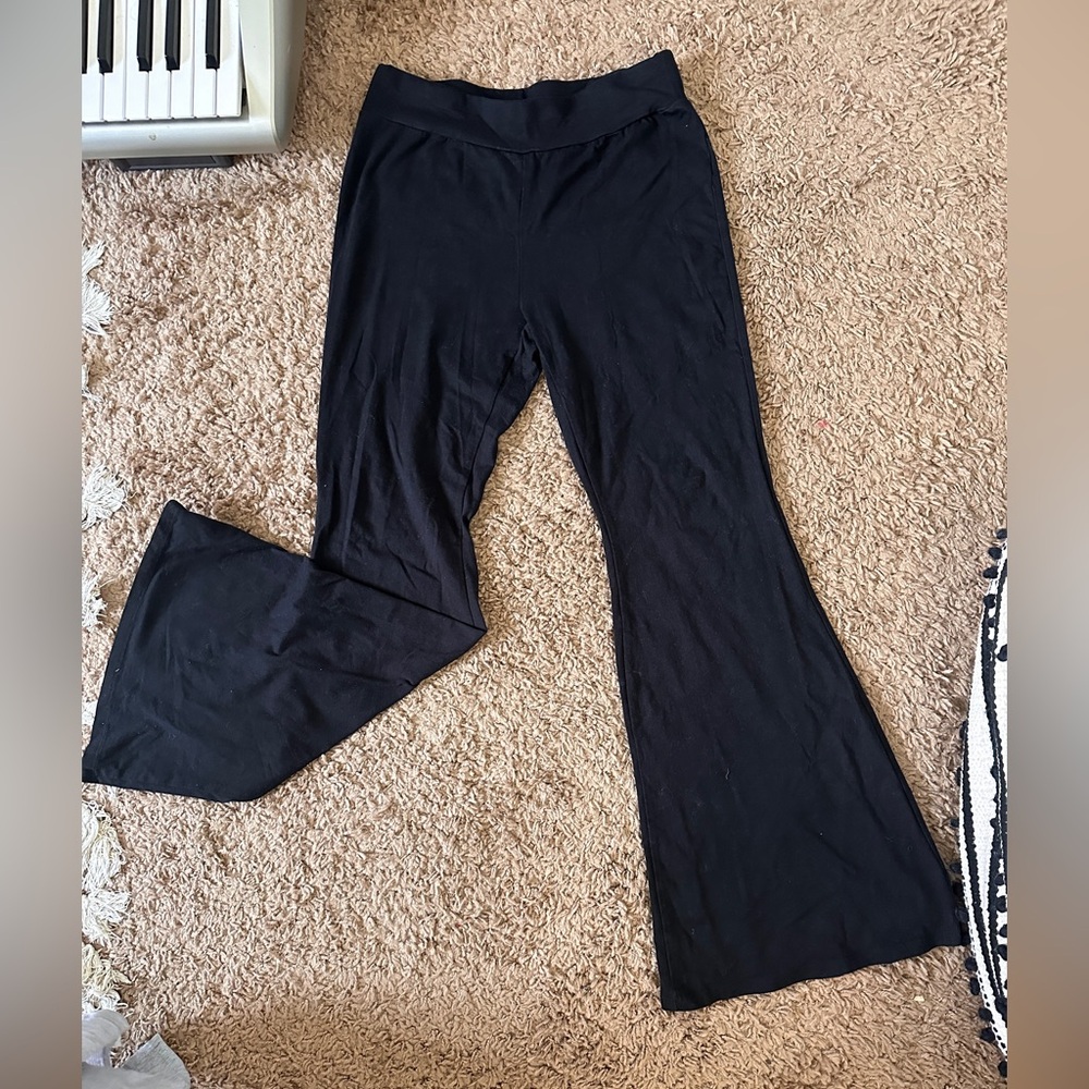 shein black flared leggings